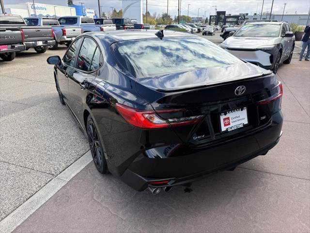 Certified 2025 Toyota Camry SE FWD image 5
