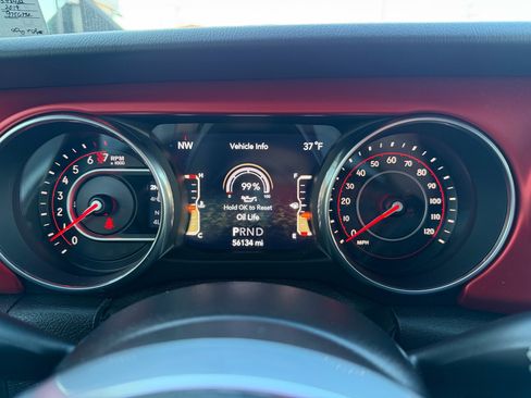 Used 2019 Jeep Wrangler Unlimited Rubicon w/ Dual Top Group image 17