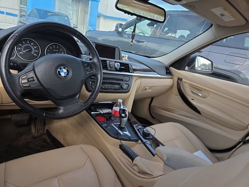 Used 2015 BMW 320i xDrive Sedan AWD/4WD image 10
