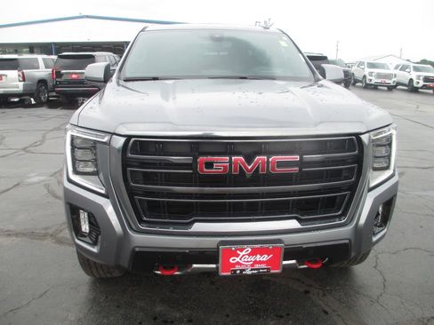 Used 2022 GMC Yukon AT4 AWD/4WD image 13