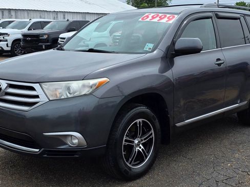 Used 2012 Toyota Highlander SE w/ Convenience Pkg AWD/4WD image 7