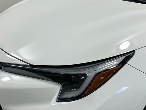 Used 2026 Toyota Corolla SE w/ SE Package FWD image 11