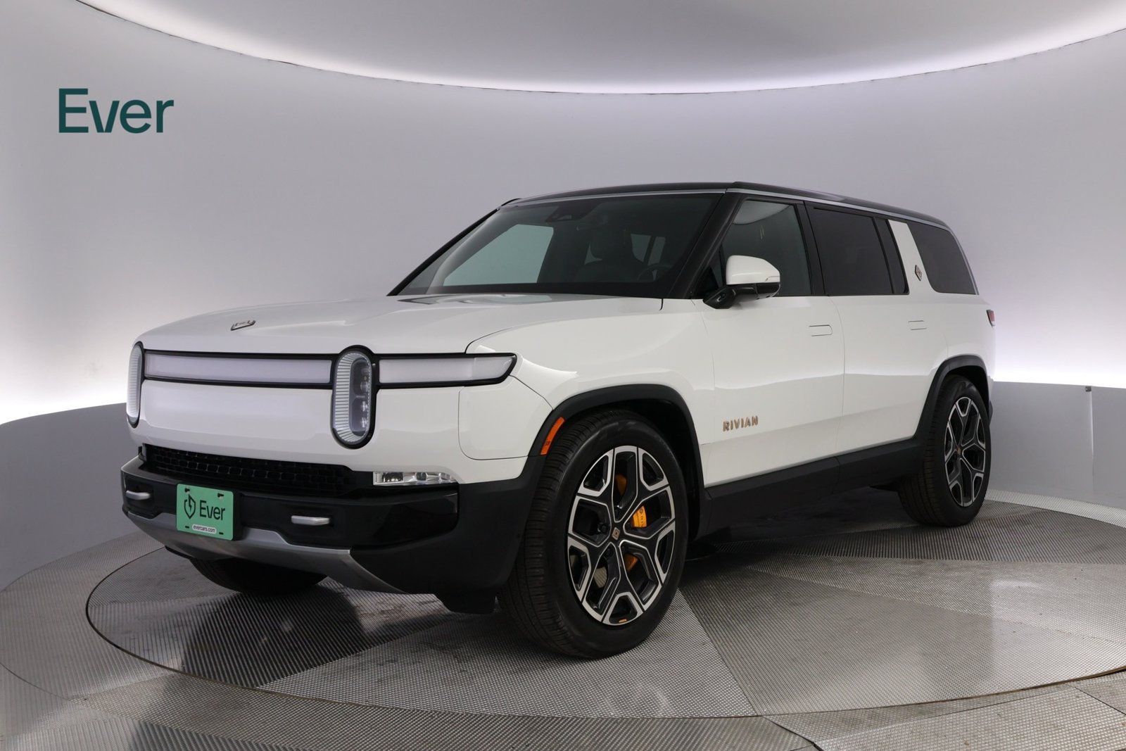 Used 2023 Rivian R1S Adventure Quad AWD/4WD image 2