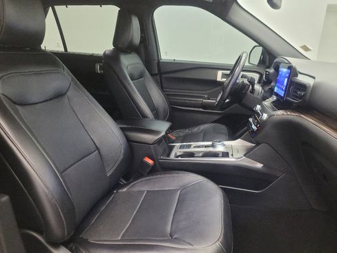 Used 2020 Ford Explorer Limited RWD image 21