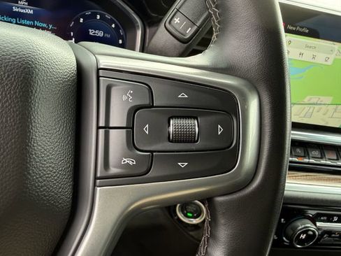 Used 2025 Chevrolet Silverado 1500 LT AWD/4WD image 15