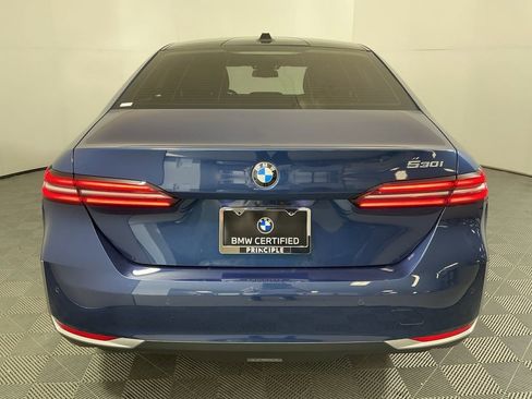 Certified 2024 BMW 530i w/ M Sport Package image 6
