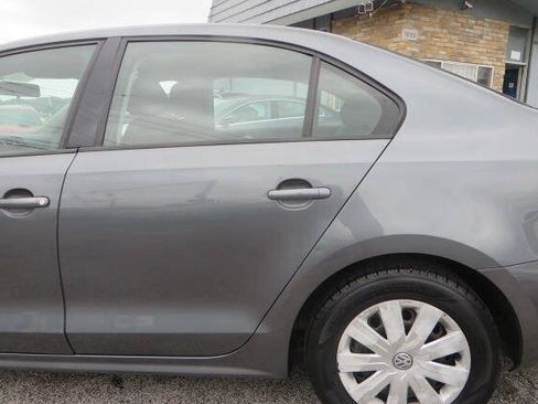 Used 2016 Volkswagen Jetta S FWD image 39