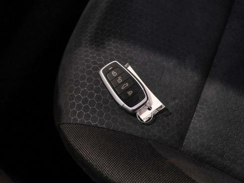 Used 2017 Nissan Juke SV FWD image 54