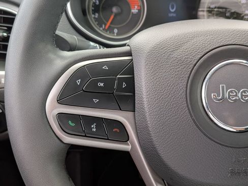 Used 2022 Jeep Cherokee Latitude Lux w/ Sun & Sound Group FWD image 20