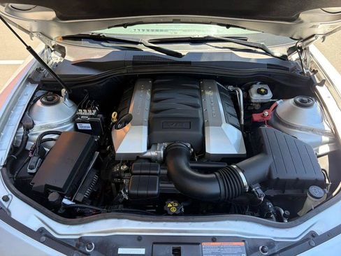 Used 2010 Chevrolet Camaro SS w/ LPO, Ground Effects Package RWD image 20
