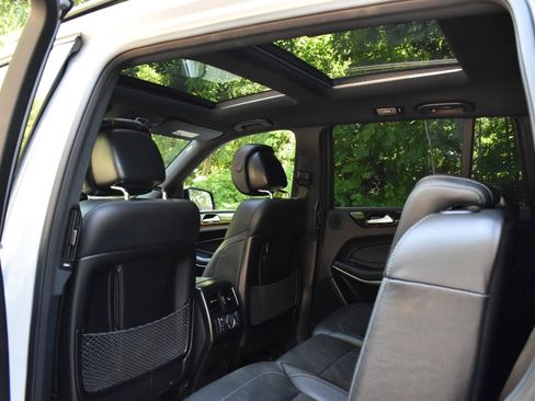 Used 2019 Mercedes-Benz GLS 550 4MATIC w/ Driver Assistance Package image 17