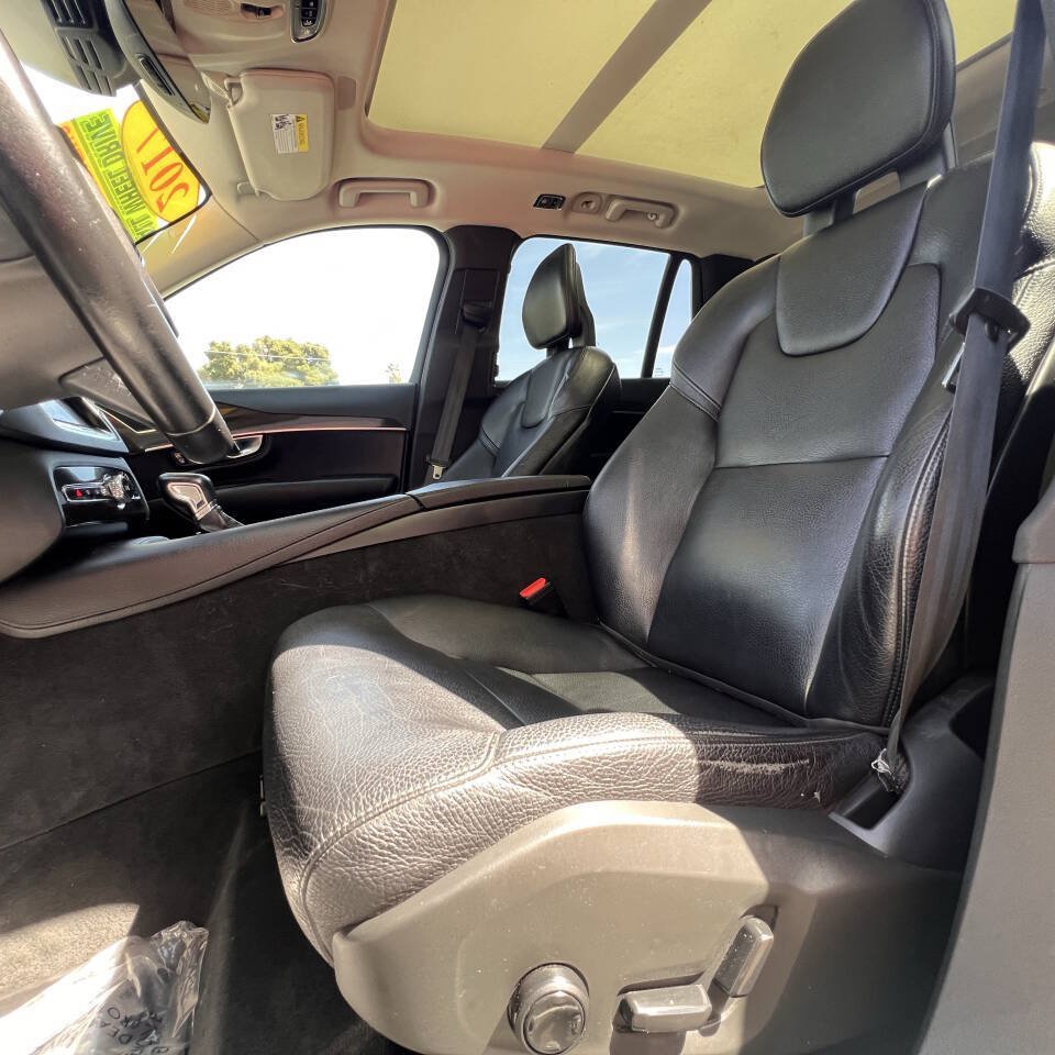 Used 2017 Volvo XC90 T6 Momentum w/ Vision Package AWD/4WD image 22