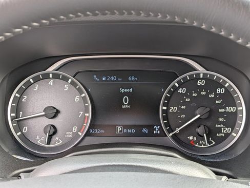 Certified 2025 Nissan Frontier SV w/ SV Convenience Package image 19