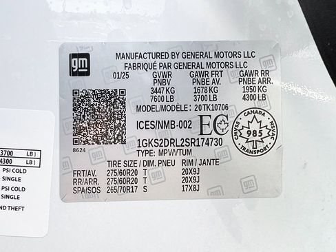 Used 2025 GMC Yukon Denali image 32