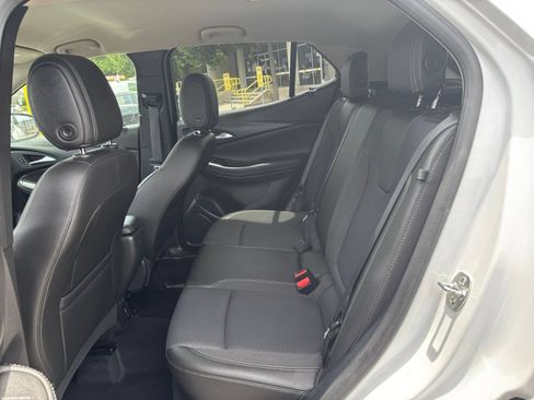 Used 2025 Buick Encore GX Preferred AWD/4WD image 24