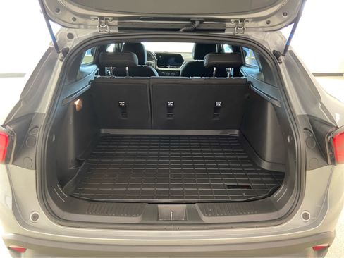 Used 2024 Chevrolet Trax RS w/ Sunroof Package image 7