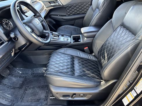 Used 2022 Mitsubishi Outlander SEL image 17