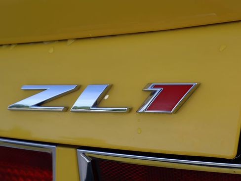 Used 2013 Chevrolet Camaro ZL1 RWD image 9