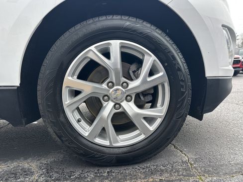 Used 2020 Chevrolet Equinox LT image 13