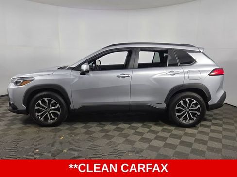 Used 2024 Toyota Corolla Cross SE image 5