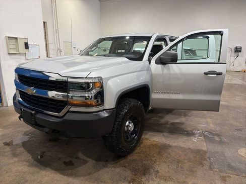 Used 2018 Chevrolet Silverado 1500 W/T w/ Trailering Package AWD/4WD image 26