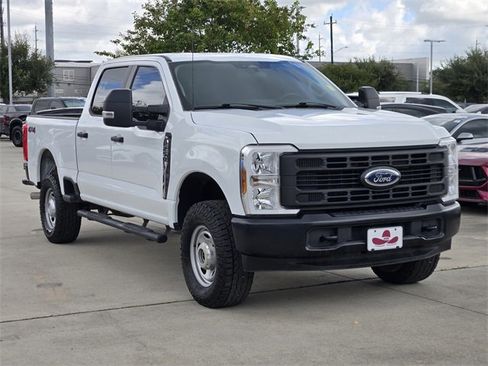 Used 2024 Ford F250 XL w/ XL Off-Road Package image 3