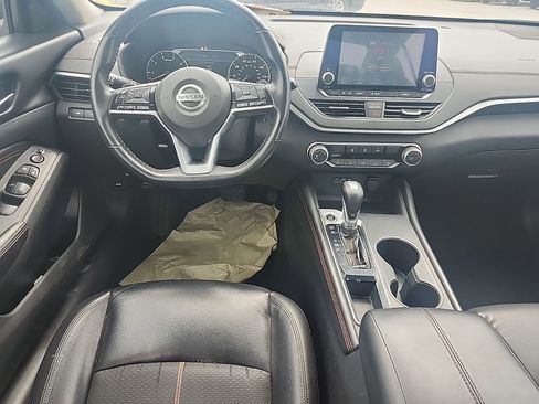 Used 2021 Nissan Altima 2.5 SR image 6