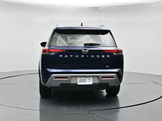 Used 2025 Nissan Pathfinder SL FWD image 8