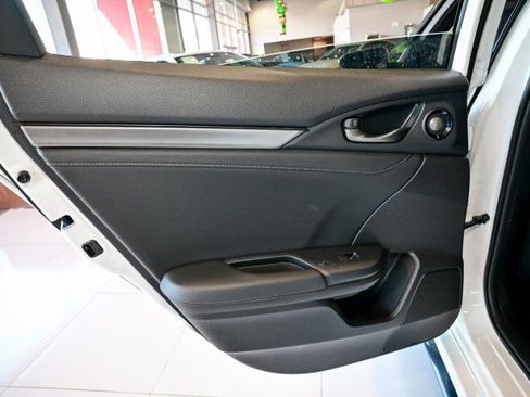 Used 2017 Honda Civic Sport Touring image 19