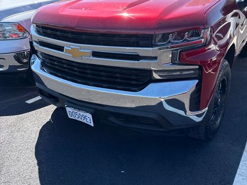 Used 2019 Chevrolet Silverado 1500 LT w/ All-Star Edition AWD/4WD image 2