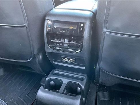 Certified 2024 Jeep Grand Cherokee L Laredo image 35