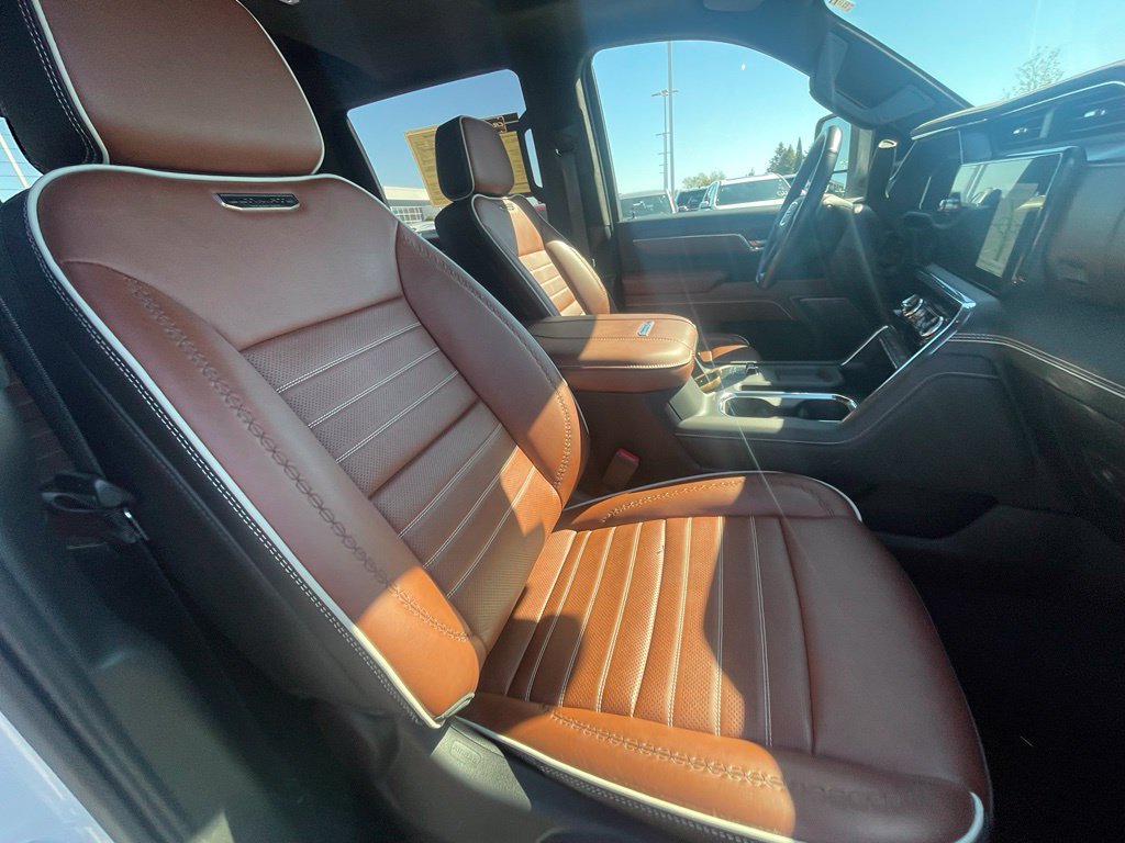Used 2025 GMC Sierra 2500 Denali Ultimate AWD/4WD image 29