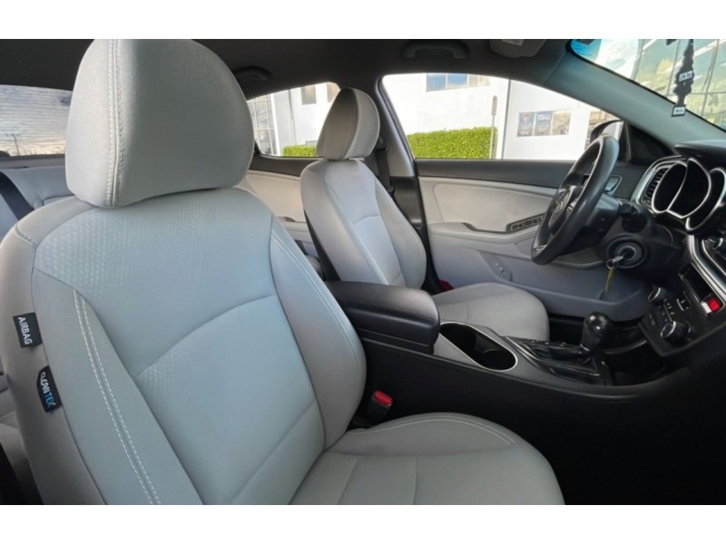 Used 2014 Kia Optima LX FWD image 15