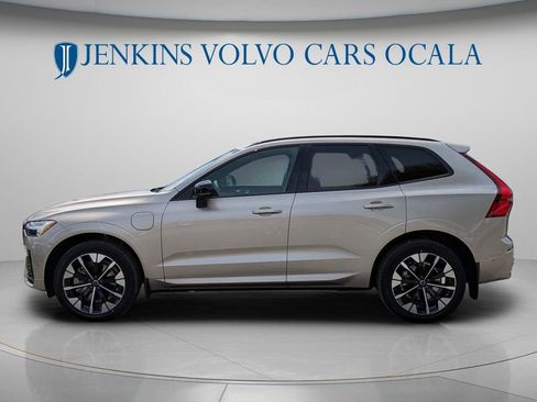 New 2026 Volvo XC60 T8 Plus w/ Protection Package Premier AWD/4WD image 7