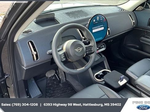 Used 2025 MINI Cooper Countryman S image 12