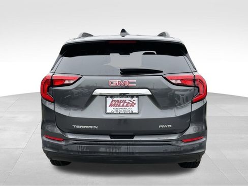 Used 2020 GMC Terrain SLE w/ Driver Convenience Package AWD/4WD image 8
