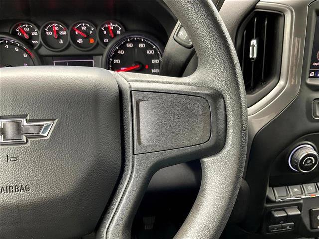 Used 2024 Chevrolet Silverado 1500 Custom Trail Boss AWD/4WD image 17