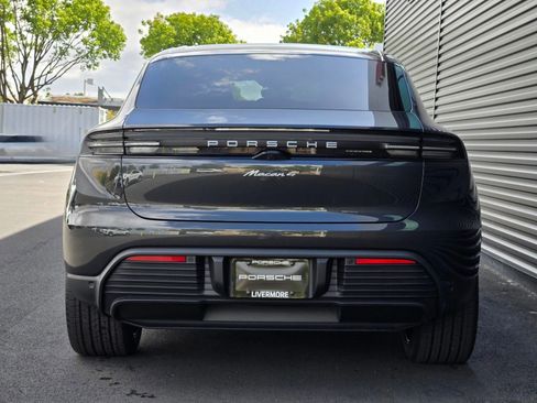 New 2026 Porsche Macan 4 Electric AWD/4WD image 10