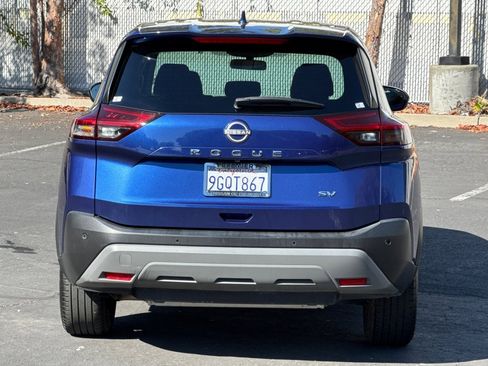 Certified 2023 Nissan Rogue SV image 5
