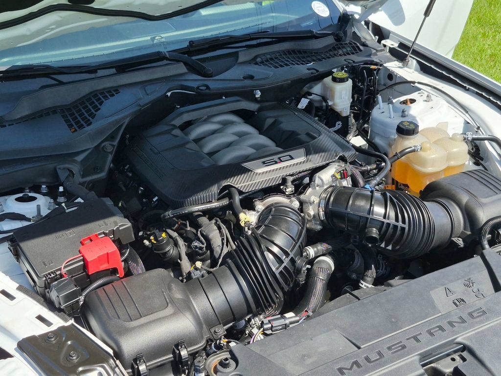 Used 2024 Ford Mustang GT RWD image 13