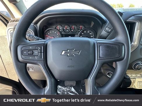 New 2026 Chevrolet Silverado 1500 Custom Trail Boss w/ LPO, Dark Essentials Package image 13