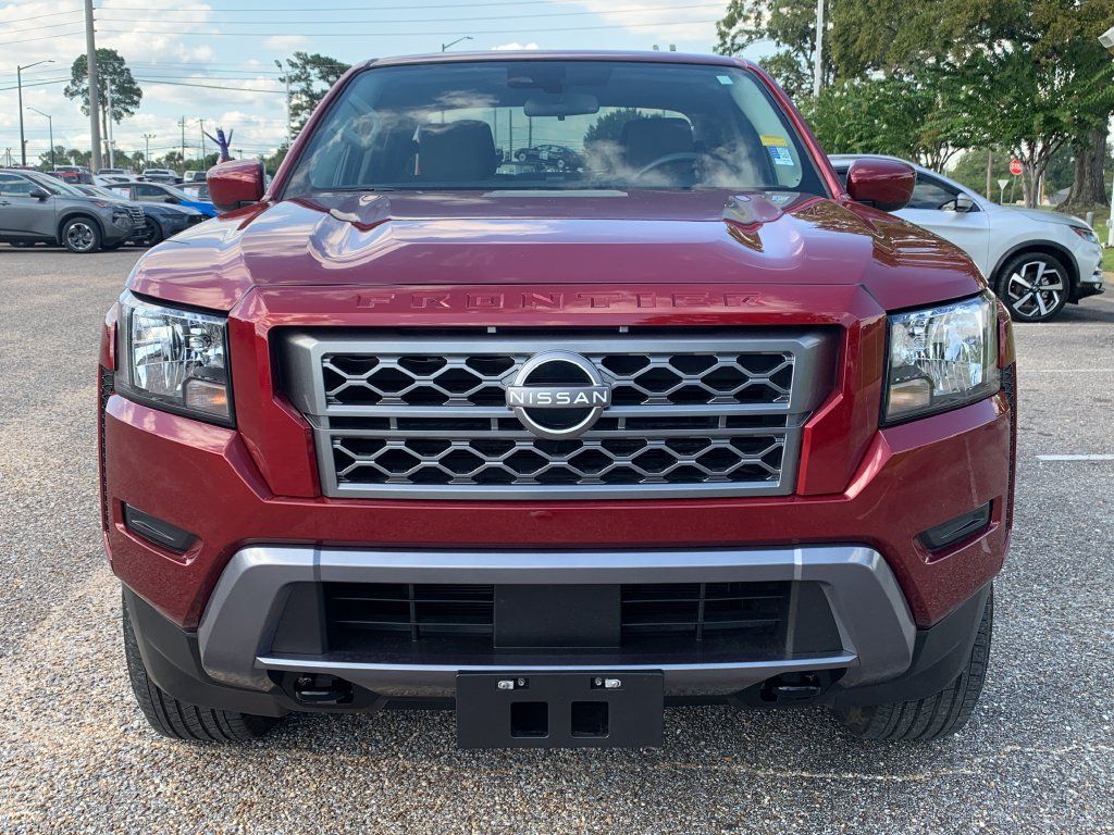 Used 2023 Nissan Frontier SV w/ Technology Package AWD/4WD image 4