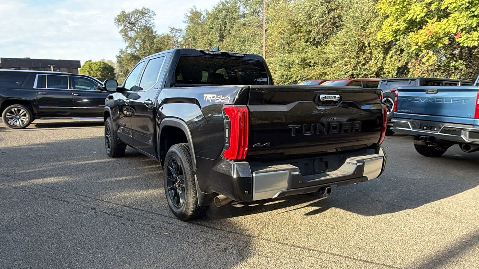 Used 2023 Toyota Tundra Limited w/ TRD Off-Road Package AWD/4WD image 7