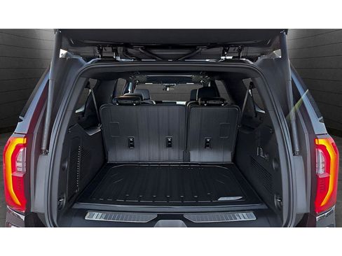 New 2026 GMC Yukon XL Denali w/ Sun & Power Step Package image 28