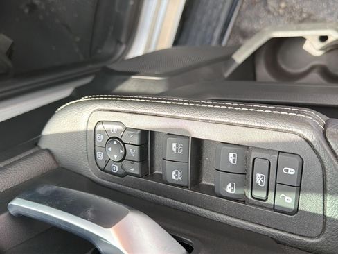 Used 2026 RAM 2500 Big Horn AWD/4WD image 11