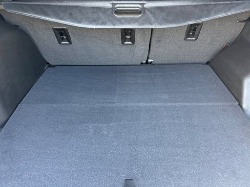 Used 2022 Chevrolet Equinox LT FWD image 16