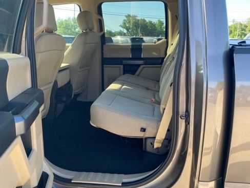 Used 2020 Ford F150 XLT w/ Equipment Group 301A Mid RWD image 9