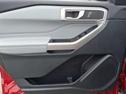 Certified 2024 Ford Explorer XLT w/ Equipment Group 202A image 16