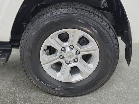 Certified 2024 Toyota 4Runner SR5 image 28