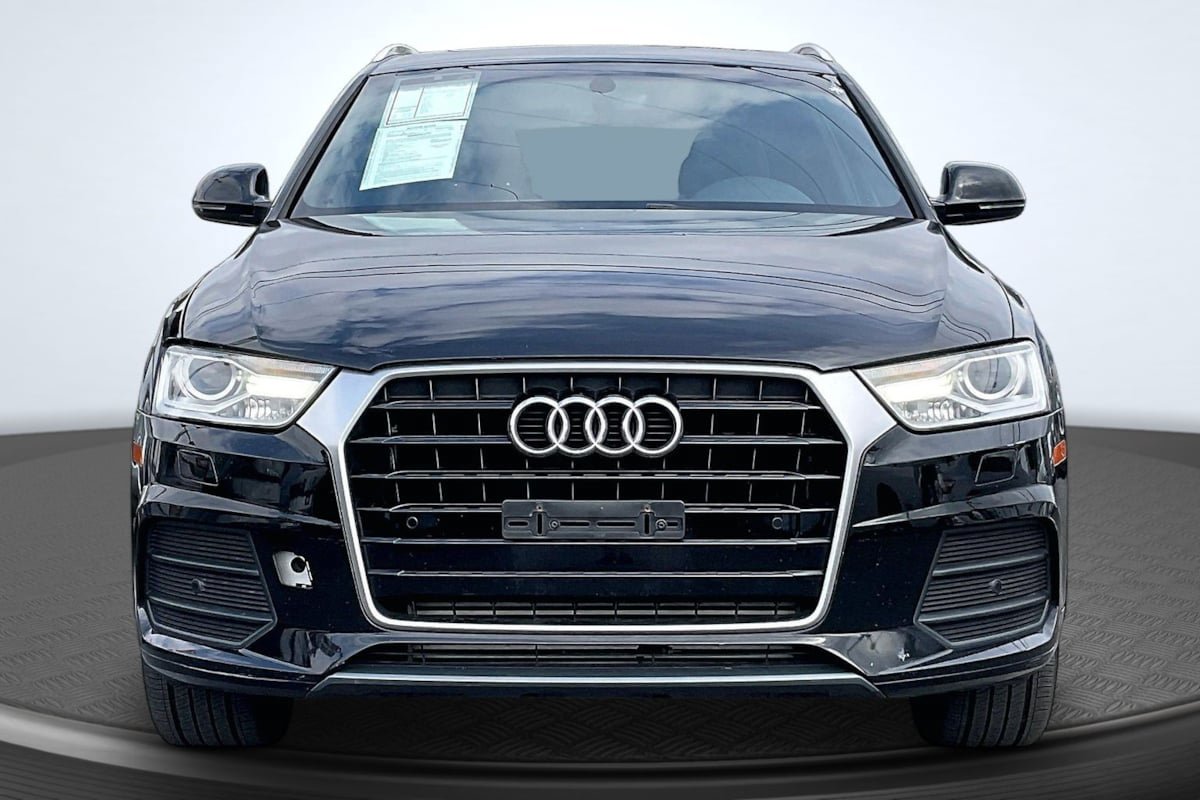Used 2017 Audi Q3 2.0T Premium w/ Convenience Package FWD image 3